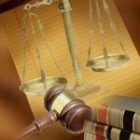 BVerfG: OLG-Präsident scheitert im Streit um rechtsextremen Referendar (2 BvR 17/26) BVerfG: OLG-Präsident scheitert im Streit um rechtsextremen Referendar (2 BvR 17/26)